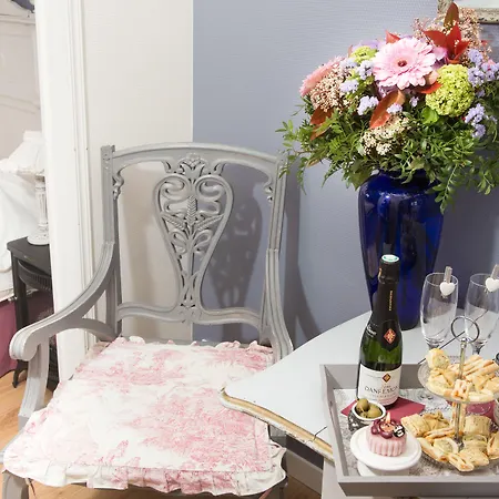 La Les Mots Passants Szálloda Cabourg