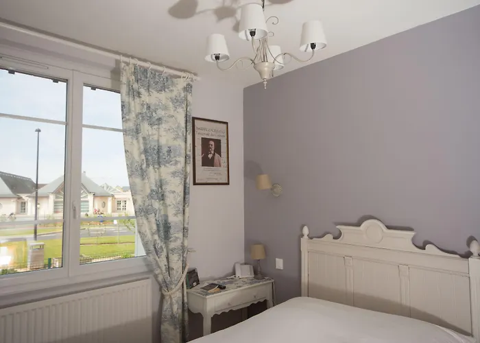 La Les Mots Passants Hotel 2*