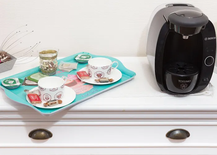 Hotel La Les Mots Passants 2*