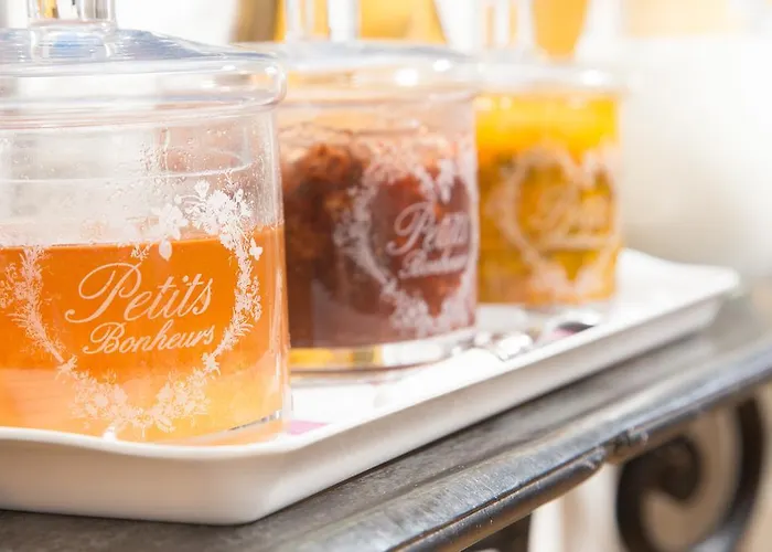 La Les Mots Passants Hotel