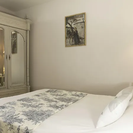 La Les Mots Passants Cabourg