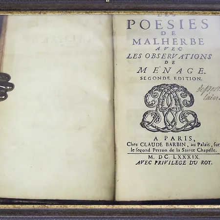 La Les Mots Passants קאבורג