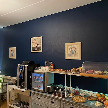 מלון La Les Mots Passants קאבורג