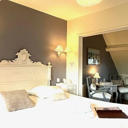 La Les Mots Passants קאבורג