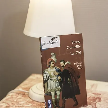 La Les Mots Passants Hotel 2*