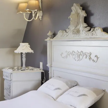 La Les Mots Passants Hotel