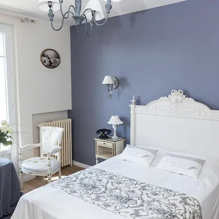 La Les Mots Passants Hotel 2*