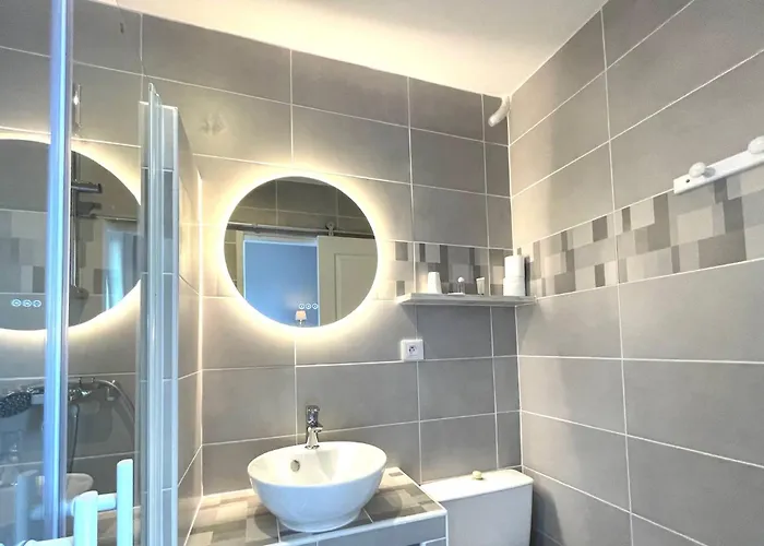 ホテル La Les Mots Passants