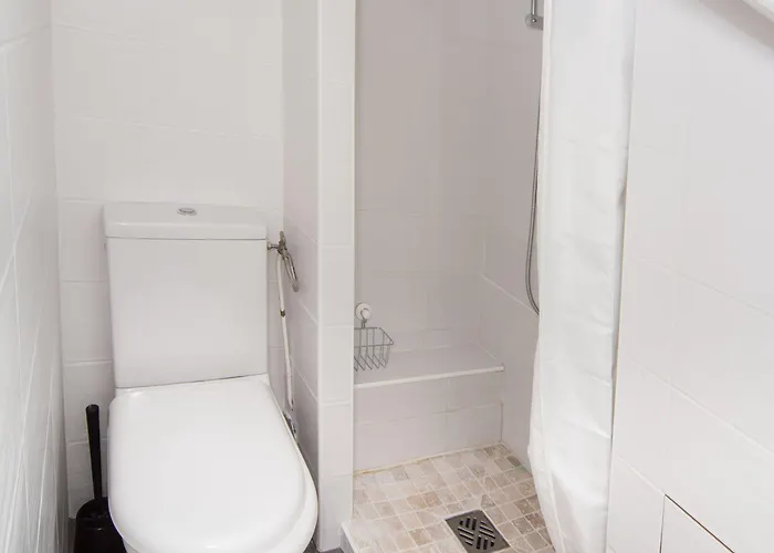 فندق La Les Mots Passants 2*